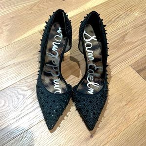 Spike pump heels